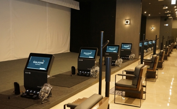 서울 강남권 최대 규모의 프리미엄 골프 시설인 ‘GDR아카데미 강남센터필드점’ 매장 전경