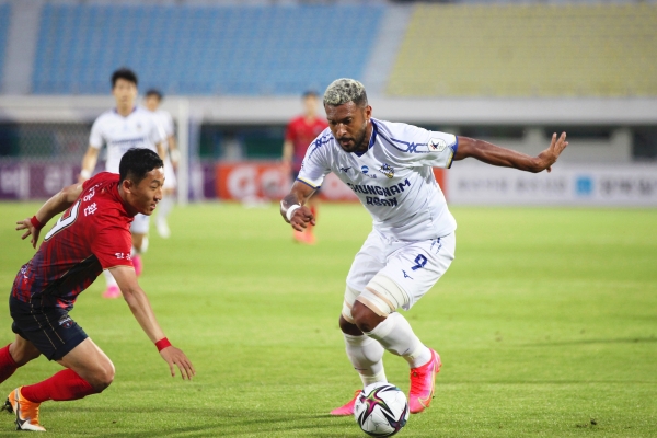 충남아산FC 경기 모습