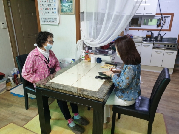 폭염 대비 사례관리대상자 보호 대책 관련 사진