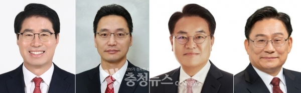 왼쪽부터 국민의힘 양홍규 대전 서구을 당협위원장, 조성천 변호사, 정진석 충남공주부여청양 국회의원, 박찬주 충남도당위원장.