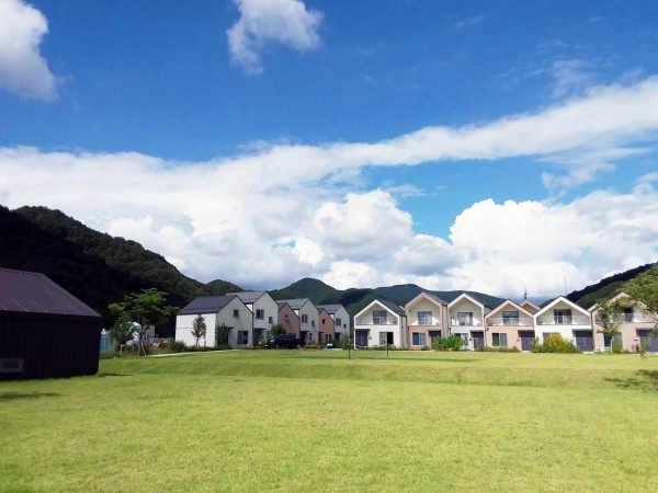 의성군과함께  2021년 대한민국 국토대전에 경북 의성고운마을을 출품해 우수한 기능과 디자인의 주거상업무단지 분야 학회장상 수상