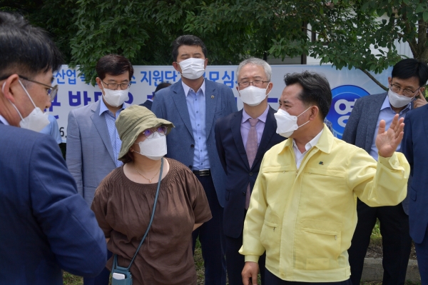 유기농복합단지 현장평가 장면