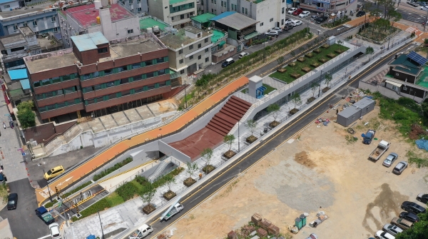 준공된 명동 공영주차장 모습