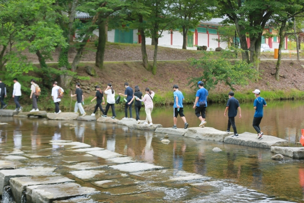 나성중, 청소년바로서기지원센터와‘숲에서 찾는 나의 길’교과연계 진로체험 운영