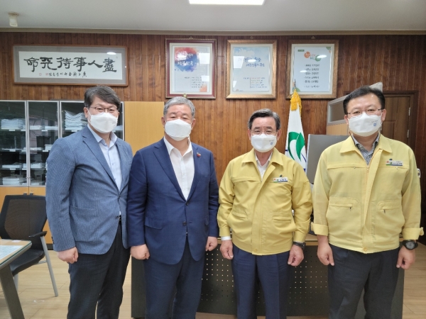 서천군 노박래 군수 접견 사진