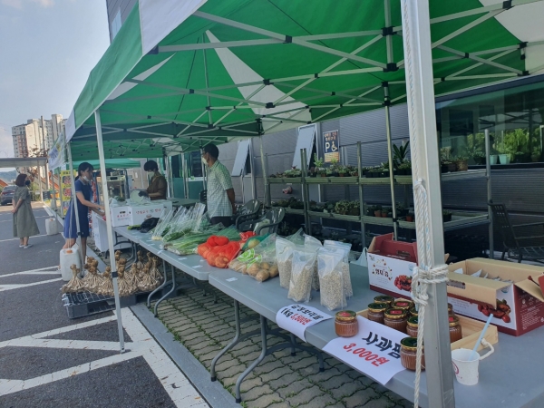 금산로컬푸드 직거래 장터 현장