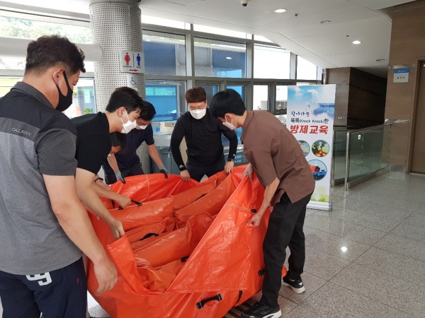 지난 28일  수질오염사고 발생 시 신속한 대응을 위해 한국환경공단 충청권환경본부와 협업으로 맞춤형 방재교육 실시