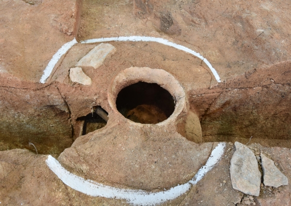 청동기시대 석개옹관묘