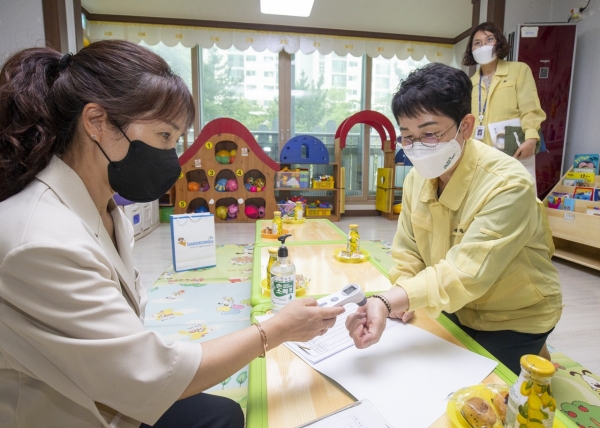 박정현 대덕구청장, 코로나19 대응 어린이집 긴급보육 실태 확인 및 애로사항 청취 등