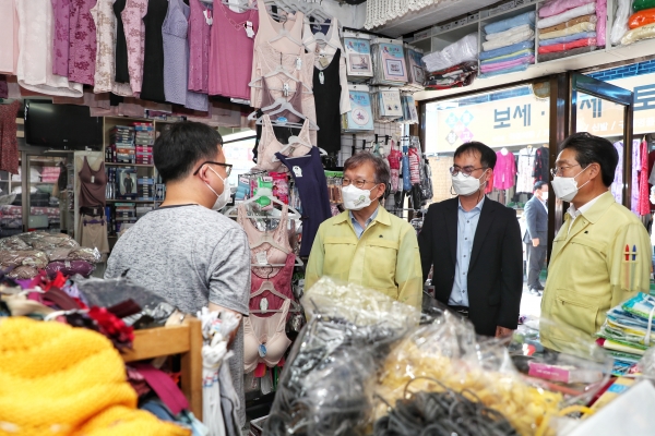중소벤처기업부장관 당진전통시장 방문