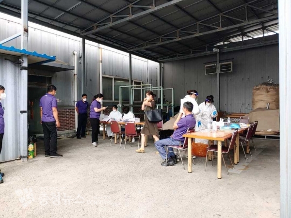 기업체 및 외국인 근로자 대상 방문 진단검사 모습