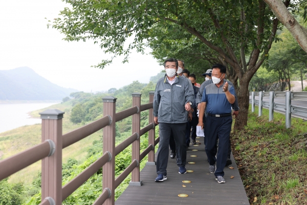 ‘시민과 함께하는 관광시설 둘러보는 날’ 김동일 시장 참석 모습