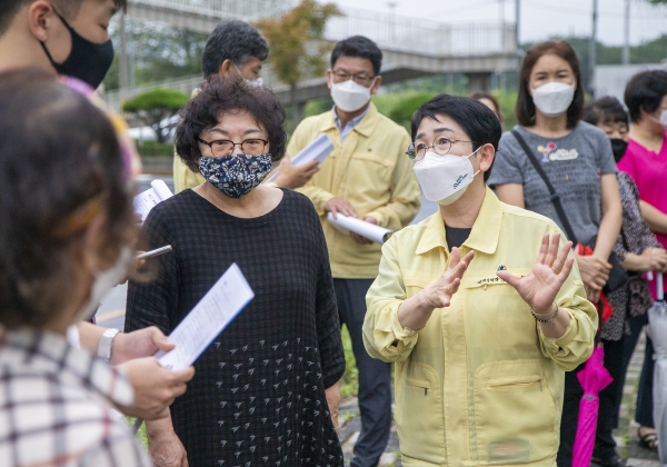 읍내동 후곡공원 시설물 정비 민원 현장 방문 사진