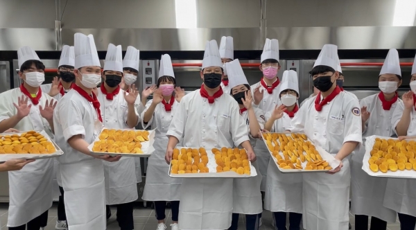 대전생활과학고 학생 120명이 만든 사랑과 존경이 담긴 빵과 케익 국가유공자분들에게 전달 예정