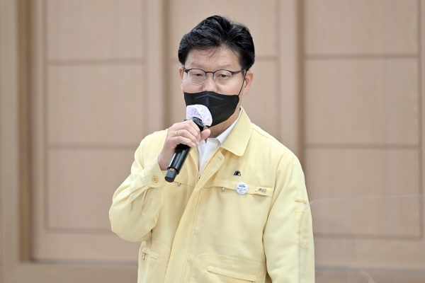 공주시의회와 정책간담회 갖고 현안 논의