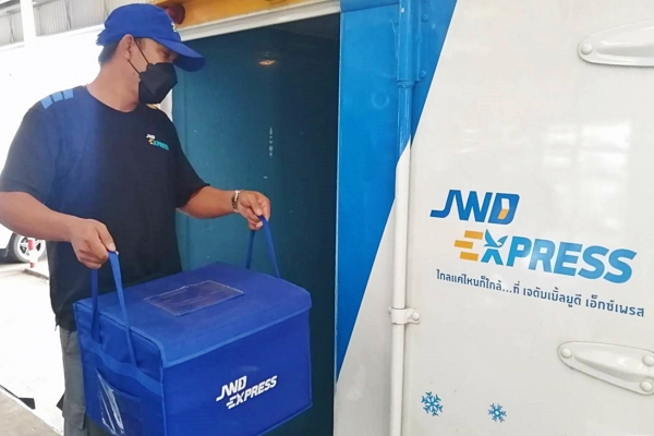 태국 CJ Logistics 콜드체인 배송 작업 모습