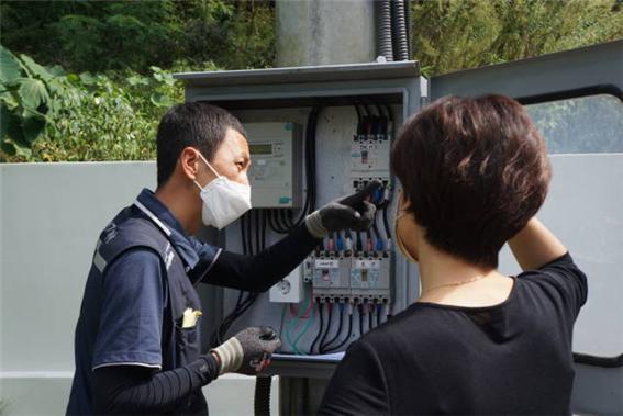 지난 8월부터 3개월에 걸쳐 사회서비스기관(복지·요양(재가)분야) 30개소를 대상으로 전기안전점검 지원 사업을 진행했다.