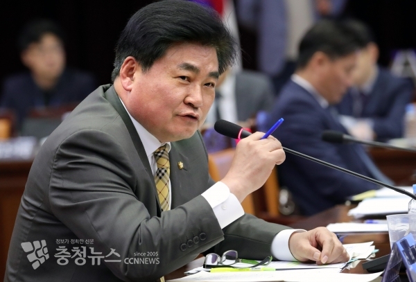 질의하는 소병훈 의원