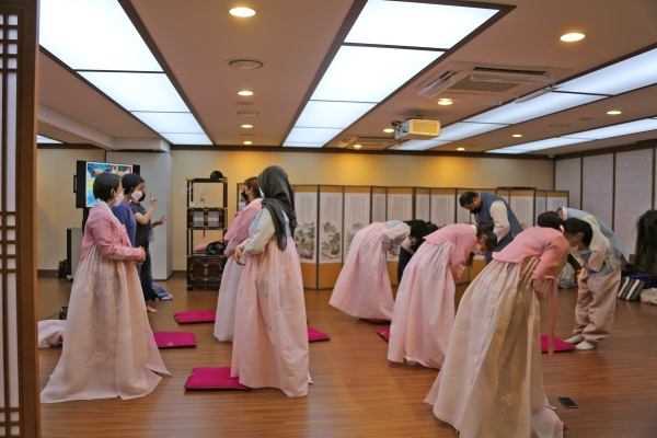 10월 효의 달 맞아 풍성한 행사 모습