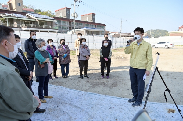 공산성어울림센터 조성 관련 현장 점검 사진(2021년 4월 19일)