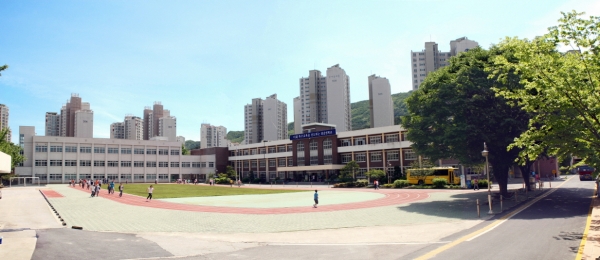 대전맹학교 전경