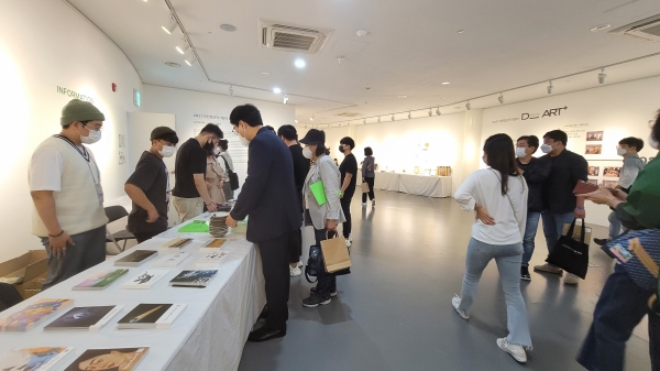 지난 2021 대전청년작가장터 1차 운영 사진