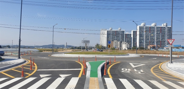 신례원리 회전교차로