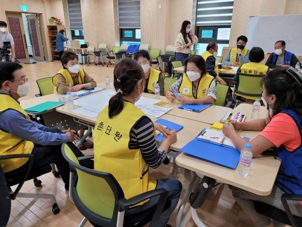 정안면 주민자치회 - 향촌단원 회의