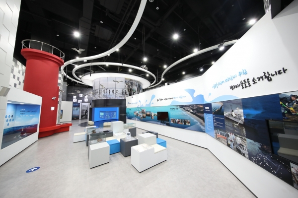 한국관광공사 가볼만한 곳 선정 (유류피해극복기념관)