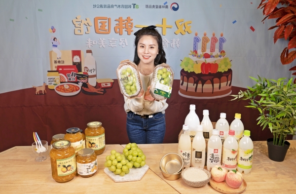 K-박람회 연계, 중국 티몰 한국식품관 라이브커머스 모습