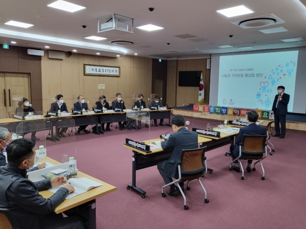 지난 22일 시청 대백제실에서 제37회 ‘신바람 정책톡톡 토론회’