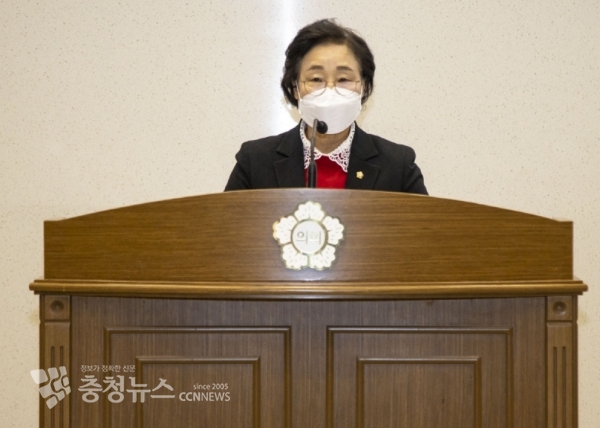 5분 발언 하는 양기림 당진시의회 의원