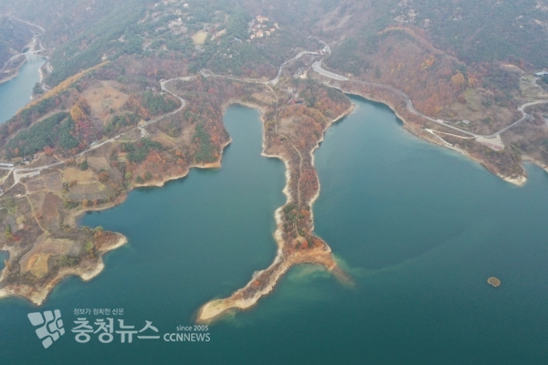 청풍호반에서 발견된 이탈리아 지형 모습(사진=제천시)