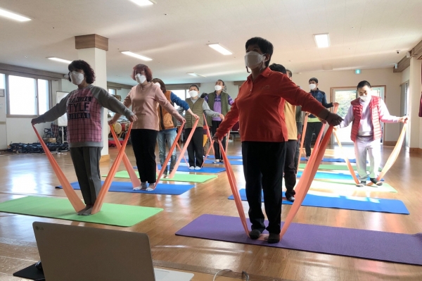 공주시 장애인체육회 프로그램 진행 모습