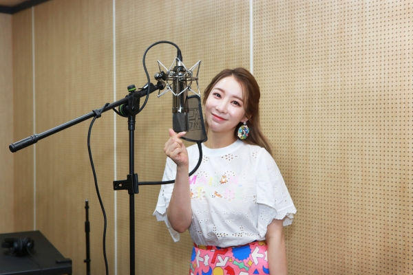 안소미 노래 녹음 현장 사진