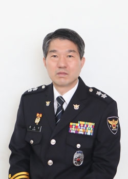 윤소식 제18대 대전경찰청장