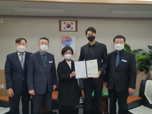 오상욱선수 위촉식 모습