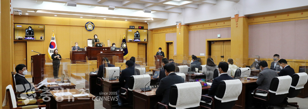 서산시의회가 21일 제269회 임시회 제1차 본회의를 개최했다.