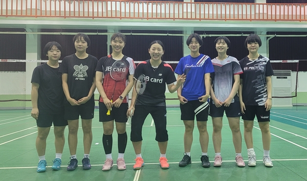 (왼쪽부터) 전수연, 송채민, 성승연, 공희영, 조민서, 유은채, 이채연