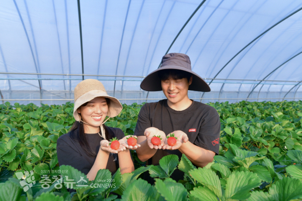 김수빈, 이병호씨 부부