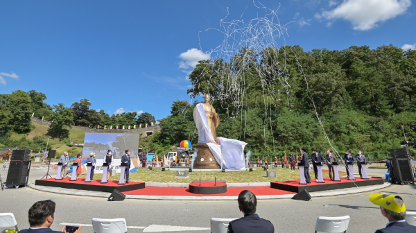 무령왕 동상 제막식