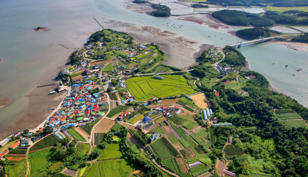 황도항 항공사진.