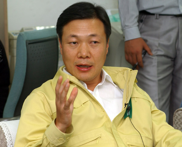 이택구 시 경제과학국장은