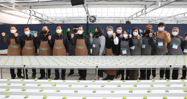 이성희 농협중앙회장, 임인년 새해 동천안농협 스마트농업 현장경영 실시 단체사진