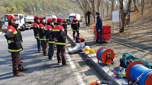 산불감시원 활동 모습