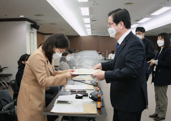 지난 7일 서구청 장태산실에 제9기 지역사회보장협의체 위원 위촉식을 개최했다.