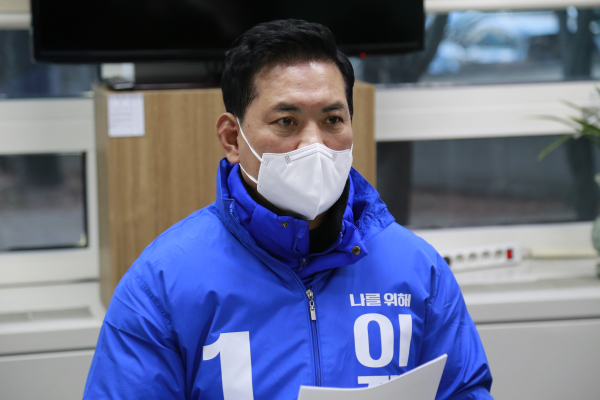 민주당 박영순 대전시당 위원장.