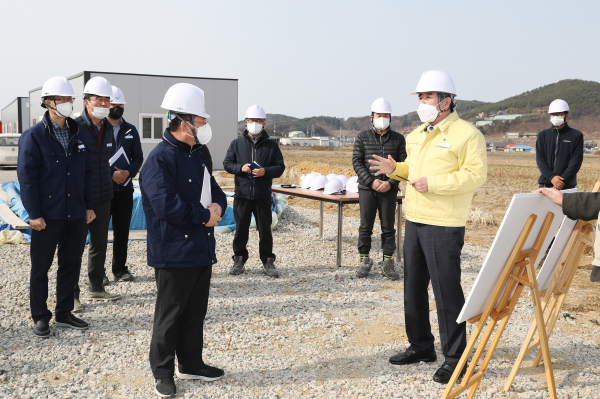 김동일 보령시장, 해빙기 주요 사업장 안전점검 모습