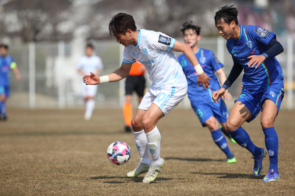 천안시축구단과 대전한국철도의 FA컵 2라운드 장면