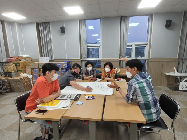 지난해 추진된 도마1동 상인역량강화 워크숍 활동사진